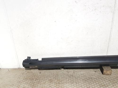 Sideskirt links BMW X4 (G02, F98) xDrive M40 d | BP30823404C115