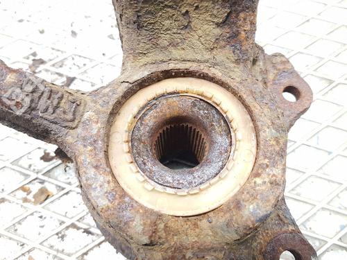 Left front steering knuckle SEAT IBIZA IV (6J5, 6P1) 1.6 TDI | BP24704580M25