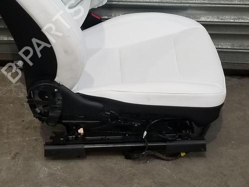 Right front seat TESLA MODEL Y (5YJY)  | BP32870615C16  - Image 20