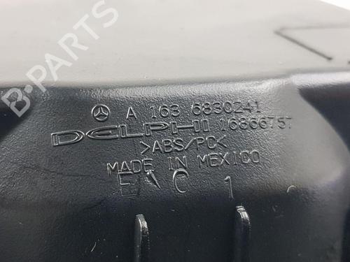 Armrest / Center console MERCEDES-BENZ M-CLASS (W163) ML 270 CDI (163.113) | BP29620472I20 