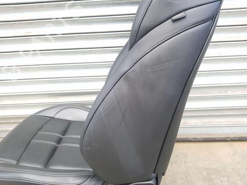 Right front seat MASERATI LEVANTE SUV (M161) 3.0 D Q4 | BP36052138C16  - Image 59