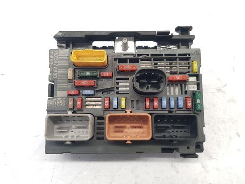 Used Fuse box Fuse box PEUGEOT RCZ 2.0 HDi (163 hp) 33275560 33275560