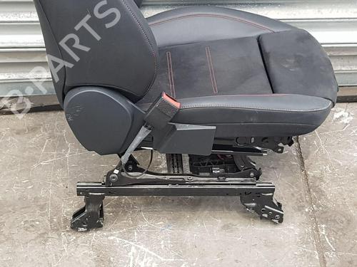 Right front seat MERCEDES-BENZ GLA (H247) GLA 220 d 4-matic (247.715) | BP32846931C16 - Image 41