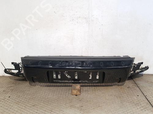 Used Rear bumper LAND ROVER DEFENDER Station Wagon (L663) P300 Si4 4x4 (300 hp) 27600555