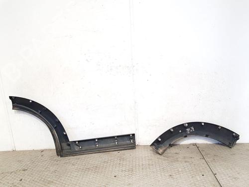 Rear left wheel arch trim LAND ROVER DISCOVERY III (L319) 2.7 TD 4x4 | BP25883538C136 