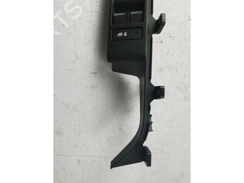 Right front window switch LAND ROVER RANGE ROVER EVOQUE (L551) 2.0 D180 MHEV 4x4 | BP38933631I26 - Image 3