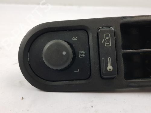 Right front window switch VW TRANSPORTER T5 Van (7HA, 7HH, 7EA, 7EH) 2.5 TDI | BP31690893I26