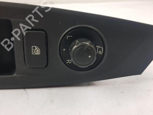 Interrupteur de vitre avant droite MAZDA 6 Saloon (GJ, GL) 2.2 D (GJ2FP) | BP30603520I26