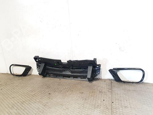 Grille CITROËN C3 III (SX) 1.2 THP 110 (SXHNPS, SXHNZT, SXHNZ6) | BP28684069C40 
