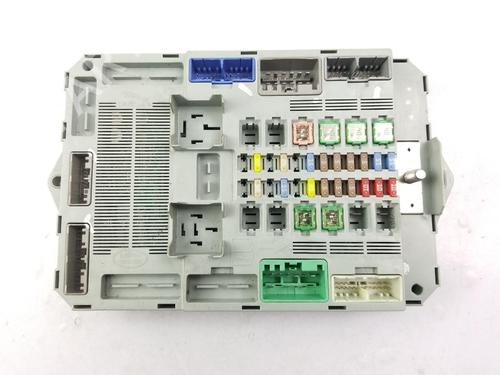 Used Fuse box JAGUAR XF I (X250) 2.2 D (163 hp) 22656640