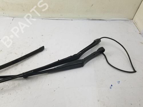 Brazo limpia delantero Brazo limpia delantero 38924029 38924029