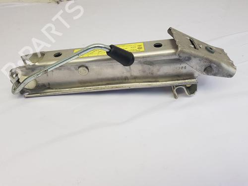 Jack Kit VW POLO IV (9N_, 9A_) 1.2 | BP29316070C119 