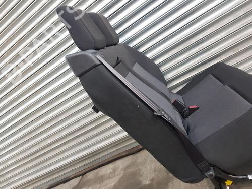 Left front seat OPEL VIVARO C Van (K0) 1.5 | BP31282662C15 - Image 9