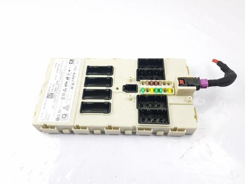 Used Electronic module BMW i3 (I01) Electric (170 hp) 30823291