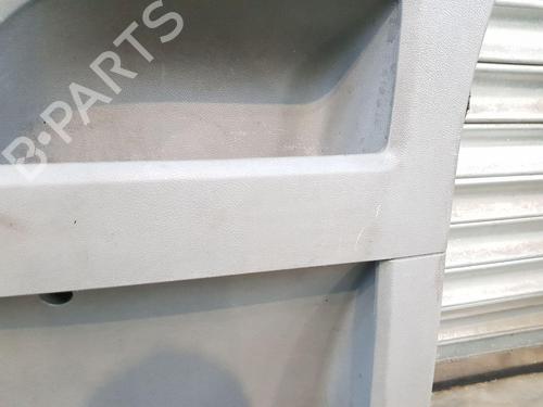 Garniture avant droite VW TRANSPORTER T5 Van (7HA, 7HH, 7EA, 7EH) 1.9 TDI | BP30471647C59 