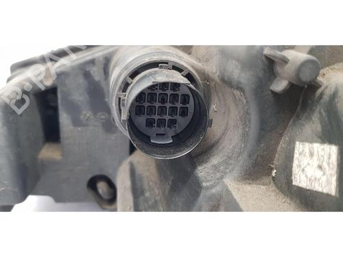 Right headlight JAGUAR XF I (X250) 2.2 D | BP27392546C29 