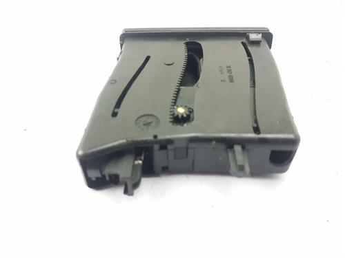 Cup/Object holder VW POLO IV (9N_, 9A_) 1.2 | BP32275286I37