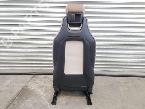 Stol venstre foran BMW i3 (I01) Electric | BP30445554C15 