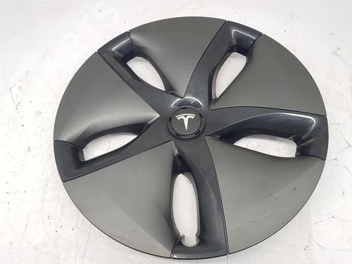 Used Hub cap Hub cap TESLA MODEL 3 (5YJ3) EV AWD (351 hp) 34708602 34708602