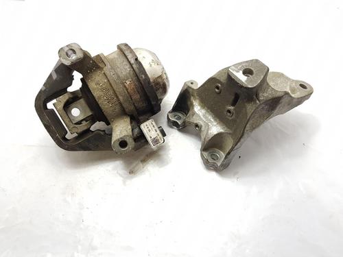 Used Engine mount AUDI A6 C7 Avant (4G5, 4GD) RS6 quattro (560 hp) 30471622