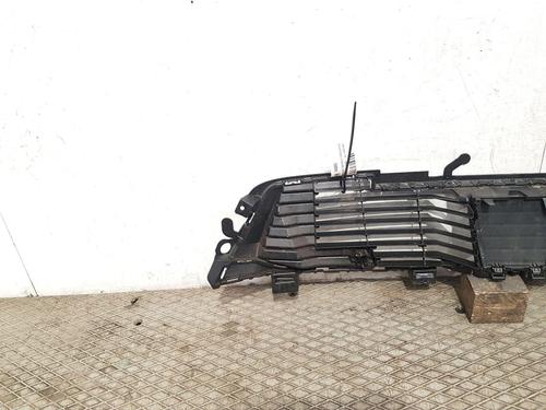 Grille PEUGEOT 2008 II (UD_, US_, UY_, UJ_, UR_, UC_) 1.2 PureTech 130 (USHNS, URHNS) | BP29870943C40