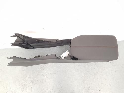 Armrest / Center console TOYOTA RAV 4 V (_A5_, _H5_) 2.5 Hybrid AWD (AXAP54, AXAP54L) | BP36531820I20 - Image 4