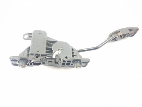 Used Pedal MITSUBISHI L200 / TRITON (KA_T, KB_T) 2.5 DI-D 4WD (KB4T) (136 hp) 30445482