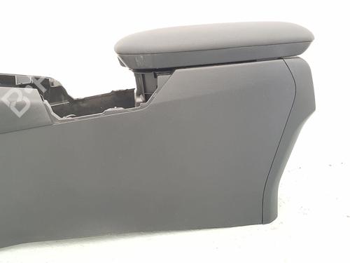Armrest / Center console TOYOTA RAV 4 V (_A5_, _H5_) 2.5 Hybrid AWD (AXAP54, AXAP54L) | BP36531820I20 - Image 3