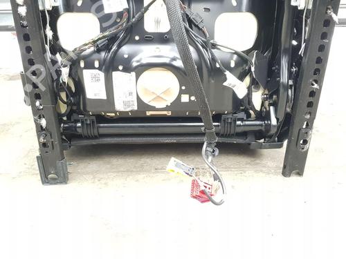 Right front seat VW GOLF VII (5G1, BQ1, BE1, BE2) 2.0 TDI | BP28104985C16