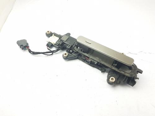 Used Front left exterior door handle Front left exterior door handle LAND ROVER RANGE ROVER VELAR (L560) 2.0 D200 MHEV 4x4 (204 hp) 34196149 34196149