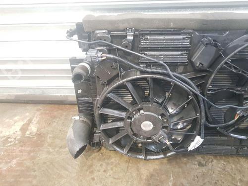 Køler FORD KUGA II (DM2) 2.0 TDCi 4x4 | BP22657166M31 