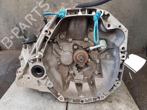 Girkasse Girkasse RENAULT CAPTUR I (J5_, H5_) 1.5 dCi 90 (J5N4, J5M5, J5MW, J5M6, J5AL, J5AJ) (90 hp) 37611107 37611107