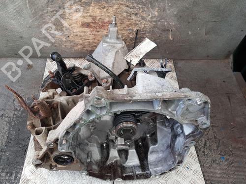 Used Gearbox NISSAN NOTE (E12) 1.2 (80 hp) 27530375
