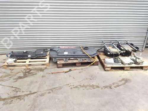 Used Battery TESLA MODEL 3 (5YJ3) EV AWD (351 hp) 27664552