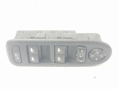 Used Right front window switch Right front window switch PEUGEOT 308 I (4A_, 4C_) 1.6 HDi (92 hp) 34639108 34639108