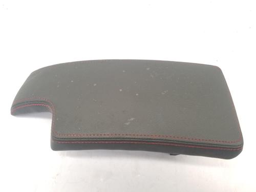 Used Armrest / Center console Armrest / Center console 39097287 39097287