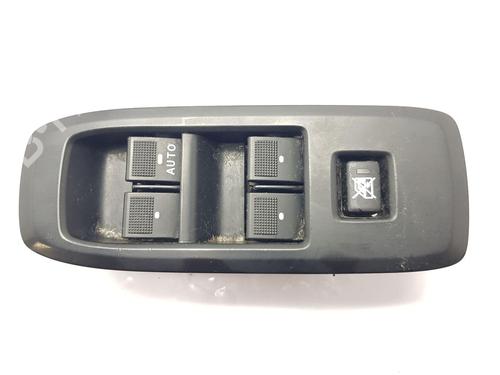 Interrupteur de vitre avant droite FORD RANGER (TKE) 2.2 TDCi 4x4 (160 hp) 28175159