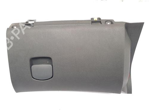 Used Glove box VAUXHALL CORSA Mk III (D) (S07) 1.2 i 16V (L08) (86 hp) 29343409