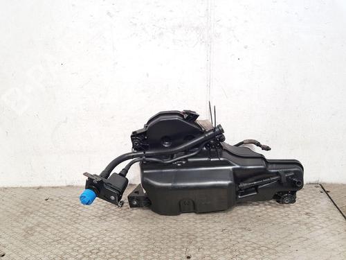 Used AdBlue tank AdBlue tank LAND ROVER DEFENDER Station Wagon (L663) D300 MHEV 4x4 (300 hp) 34042722 34042722