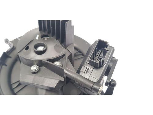 Heater blower motor VAUXHALL ZAFIRA Mk II (B) (A05) 1.6 | BP27150942M62 
