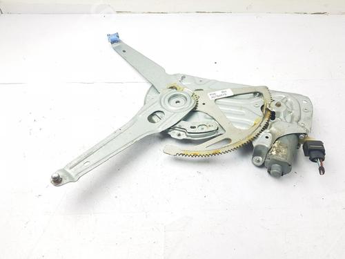 Used Front right window mechanism Front right window mechanism VOLVO V70 II (285) 2.4 (170 hp) 33275869 33275869