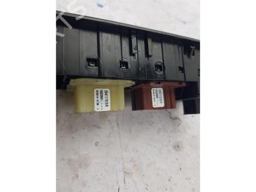 Right front window switch RENAULT CAPTUR I (J5_, H5_) 1.5 dCi 90 (J5N4, J5M5, J5MW, J5M6, J5AL, J5AJ) | BP38931282I26 - Image 5