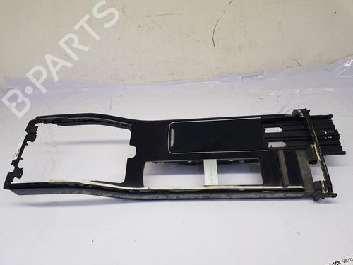 Kopholder/Genstandsholder LAND ROVER RANGE ROVER IV (L405) 3.0 TDV6 4x4 (258 hp) 31574411