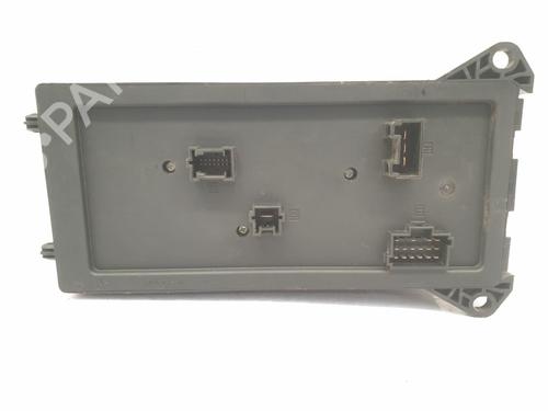 Used Fuse box MERCEDES-BENZ SPRINTER 3,5-t Van (B906) 313 CDI (906.631, 906.633, 906.635, 906.637) (129 hp) 29900321