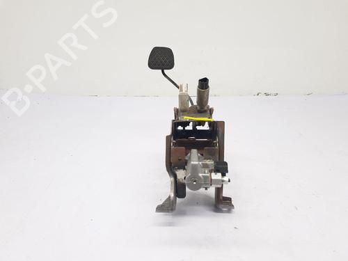 Clutch pedal HONDA CR-V III (RE_) 2.2 i-DTEC 4WD (RE6) | BP30115832I13 