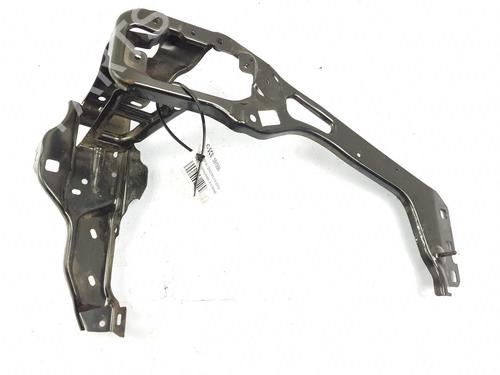 Venstre forlygtestøtte BMW 1 (F40) 128 ti (265 hp) 23097879