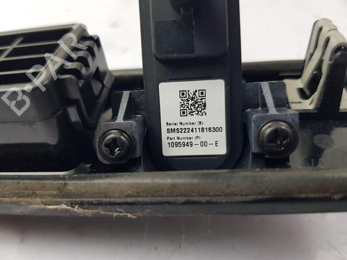 Electronic module TESLA MODEL Y (5YJY) EV Performance All-wheel Drive | BP39028640M83 - Image 5