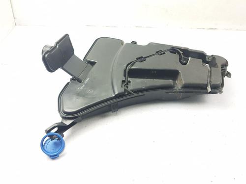 Used Windscreen washer tank Windscreen washer tank BMW 5 (G30, F90) 530 e Plug-in Hybrid (252 hp) 33726504 33726504