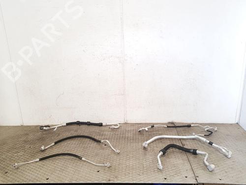 ac-pipe-vw-touareg-cr7-rc8-2017-32689078 main image