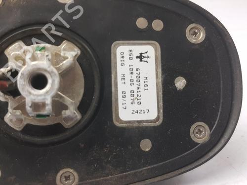 Antenne/Base MASERATI LEVANTE SUV (M161) 3.0 D Q4 | BP35716613C140 - Image 4